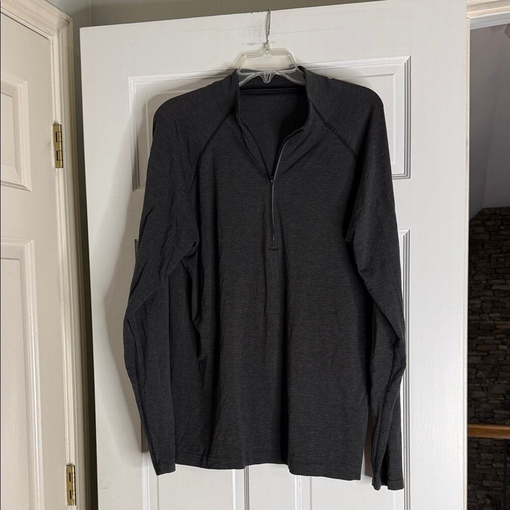 lululemon athletica Men's Dark Gray Zip-Up Sweater. Large black